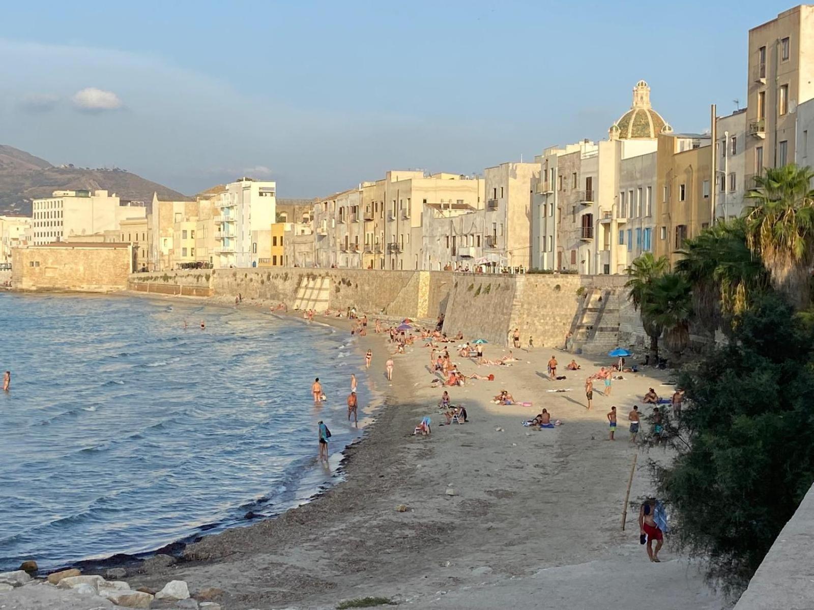 Maison De Sirenes Trapani Esterno foto